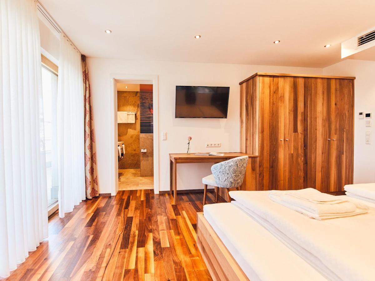 Hotel Hornstein - Weingut, Vinothek & Gastronomie Nonnenhorn Eksteriør billede