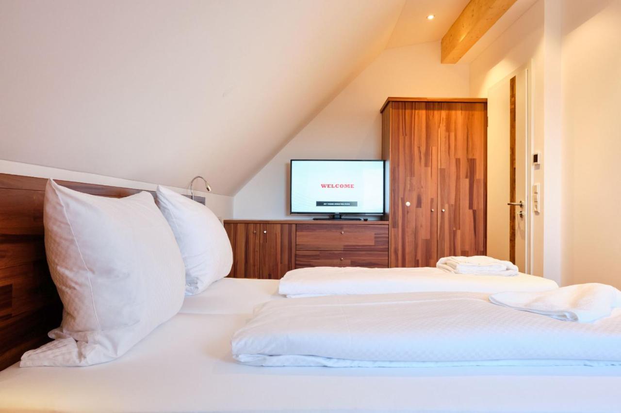 Hotel Hornstein - Weingut, Vinothek & Gastronomie Nonnenhorn Eksteriør billede